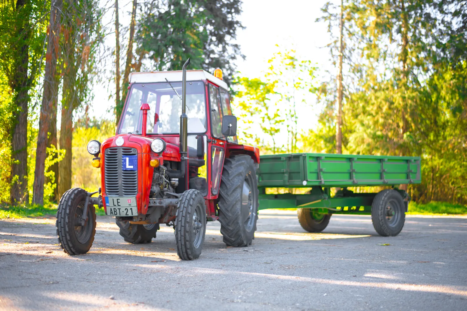 Driving school vehicle with a trailer